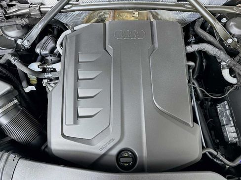 New 2025 Audi Q5 Premium Plus image 28