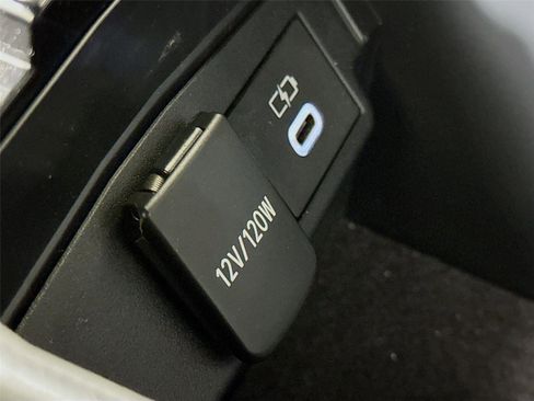 Used 2025 Toyota Corolla XSE image 17