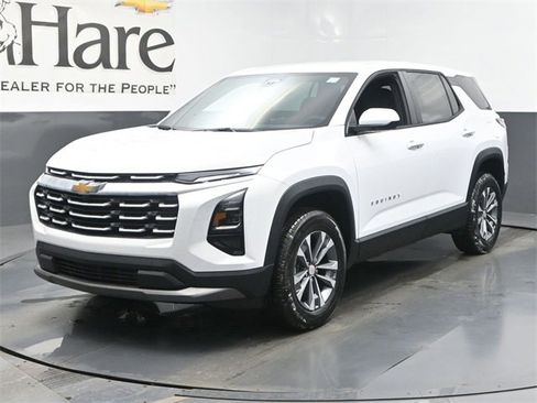 New 2026 Chevrolet Equinox LT w/ Convenience Package II image 12