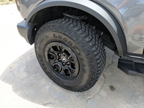 Used 2022 Ford Bronco Wildtrak AWD/4WD image 37