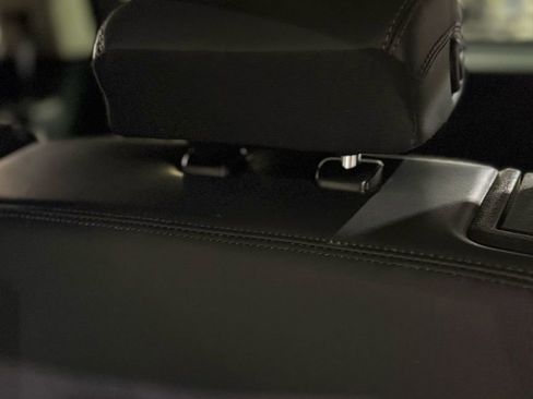 Used 2019 Ford Expedition Platinum image 43