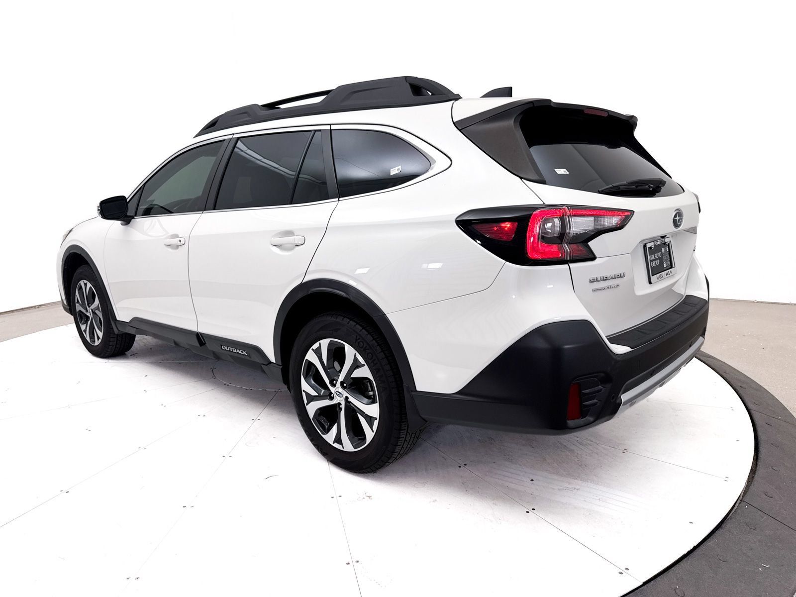 Used 2020 Subaru Outback Limited AWD/4WD image 16
