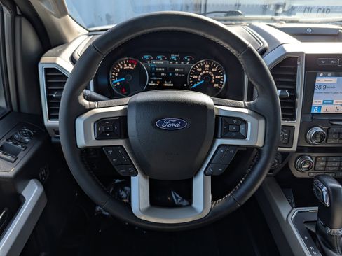 Used 2019 Ford F150 Lariat w/ Equipment Group 502A Luxury AWD/4WD image 25