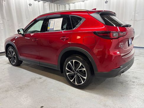 Used 2023 MAZDA CX-5 AWD 2.5 S w/ Premium Plus Pkg image 3