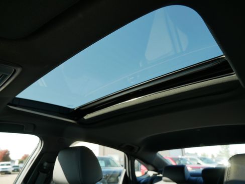 Certified 2025 Honda Civic Sport Touring image 33