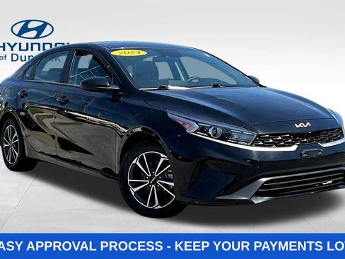 Used 2024 Kia Forte LXS FWD image 3