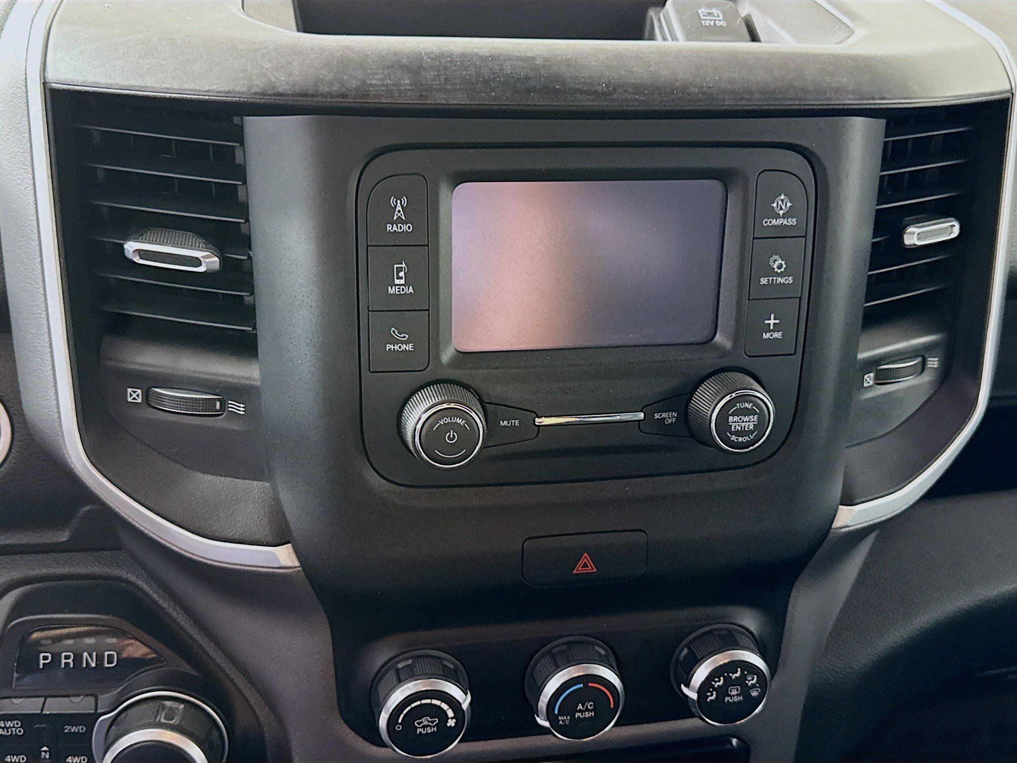 Used 2022 RAM 1500 Big Horn AWD/4WD image 18