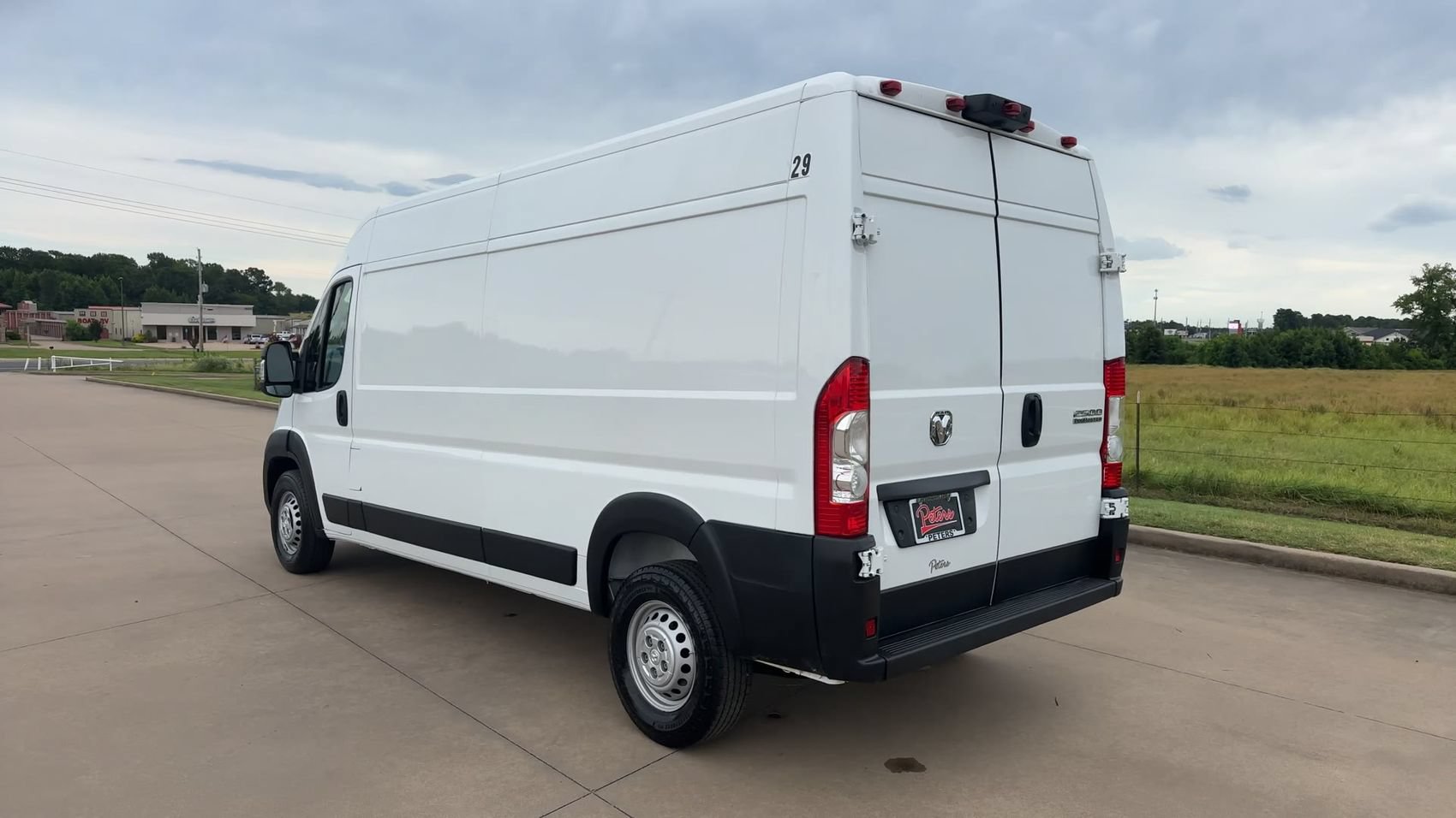 Used 2025 RAM ProMaster 2500 w/ Convenience Group FWD image 7