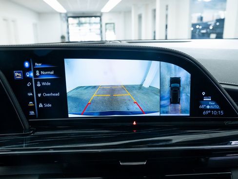 Used 2022 Cadillac Escalade ESV Sport w/ Touring Package image 13