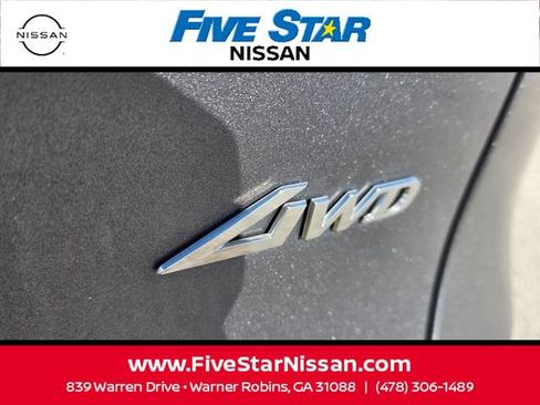 Used 2022 Genesis GV70 2.5T w/ Select Package AWD/4WD image 12