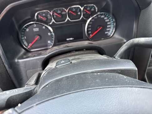 Used 2018 Chevrolet Silverado 1500 LT w/ All Star Edition AWD/4WD image 13