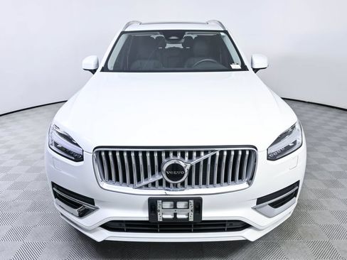 Certified 2025 Volvo XC90 B5 Core w/ Protection Package Premier AWD/4WD image 37