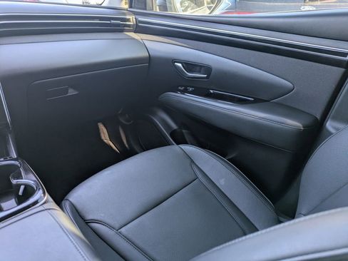 Used 2023 Hyundai Tucson Limited image 17