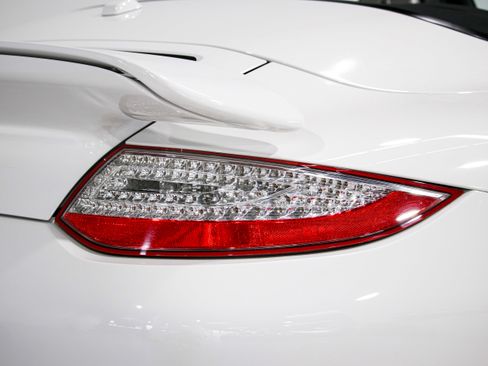 Used 2011 Porsche 911 Turbo image 38