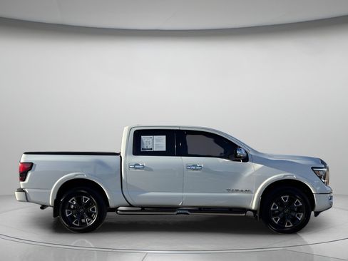 Used 2023 Nissan Titan Platinum Reserve w/ Moonroof Package image 2