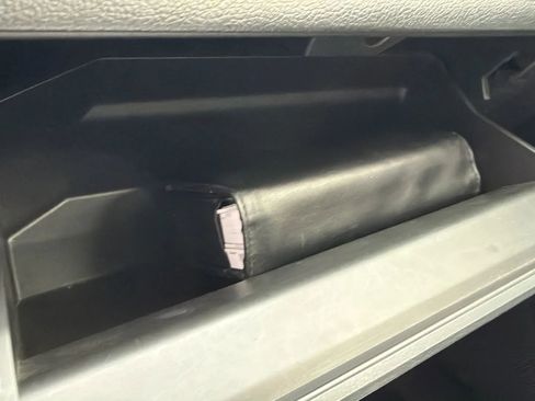 Used 2017 Subaru Crosstrek 2.0i Limited w/ Popular Package #2 image 29