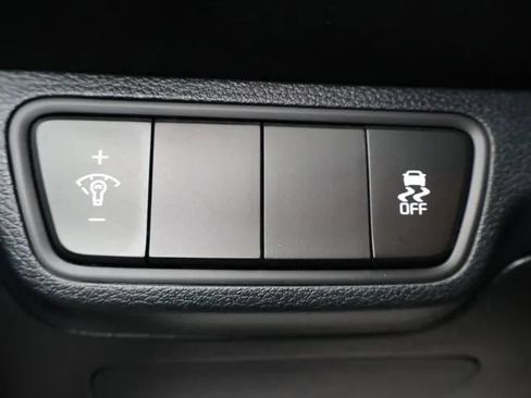 Used 2024 Kia Forte LXS FWD image 21
