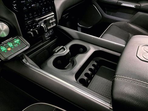 Used 2024 RAM 1500 Laramie image 16