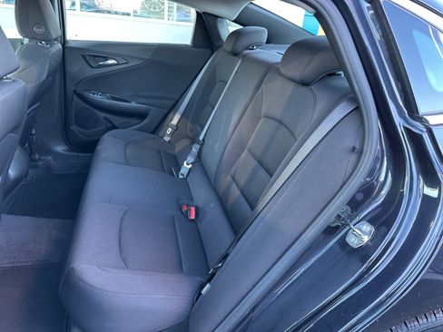 Used 2022 Chevrolet Malibu RS image 13