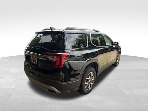 Used 2023 GMC Acadia SLE w/ Driver Convenience Package FWD image 4