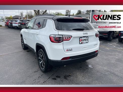 Used 2025 Jeep Compass Limited AWD/4WD image 8