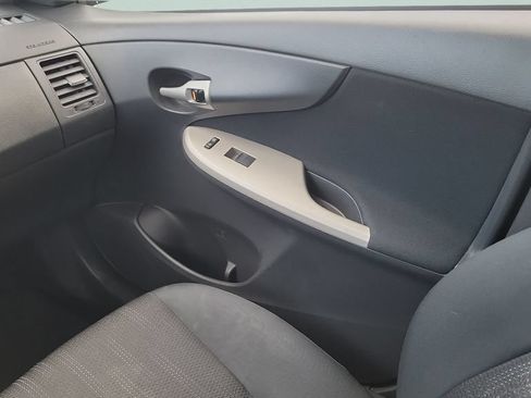Used 2011 Toyota Corolla S FWD image 13