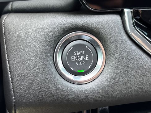 New 2026 GMC Canyon Elevation w/ Convenience Package image 15