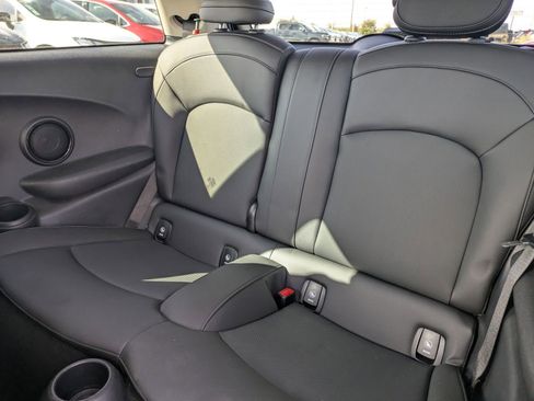 Used 2023 MINI Cooper SE image 13