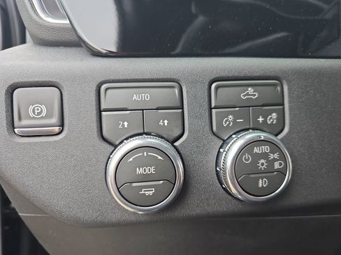 New 2026 GMC Sierra 1500 Elevation AWD/4WD image 25