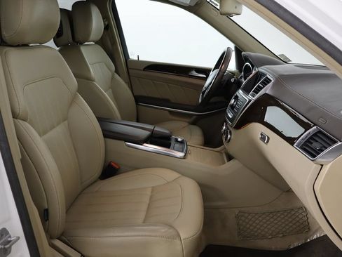 Used 2014 Mercedes-Benz GL 450 4MATIC image 13
