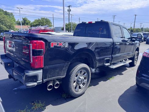 Used 2024 Ford F350 Lariat w/ Chrome Package AWD/4WD image 4