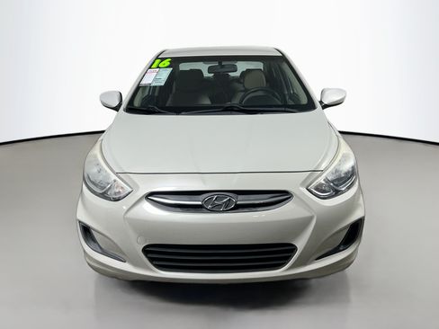 Used 2016 Hyundai Accent SE FWD image 11