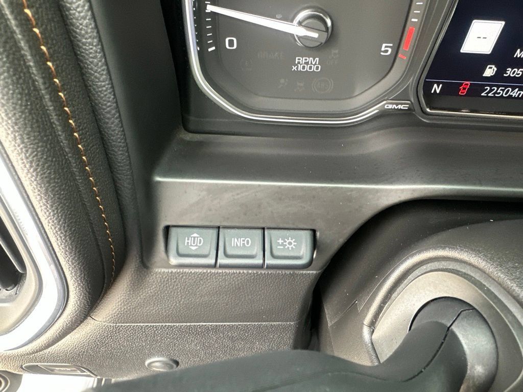 Certified 2020 GMC Sierra 2500 AT4 w/ AT4 Premium Package AWD/4WD image 13
