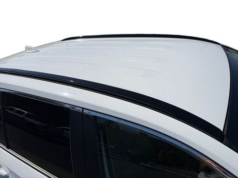 Used 2019 Toyota RAV4 LE FWD image 8