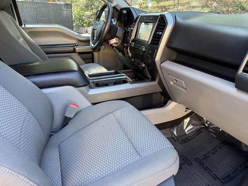 Used 2018 Ford F150 XLT w/ Equipment Group 302A Luxury RWD image 32