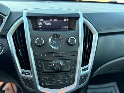 Used 2011 Cadillac SRX Luxury AWD/4WD image 33