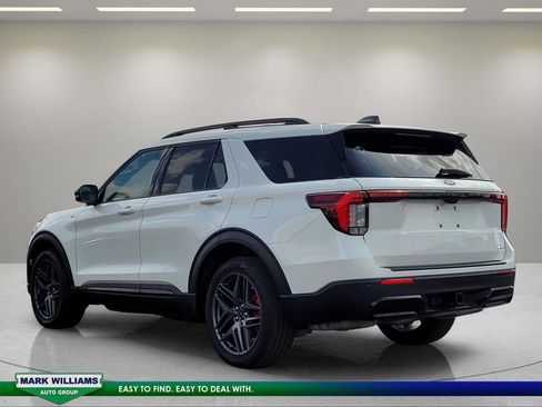 Used 2025 Ford Explorer ST-Line w/ Premium Package AWD/4WD image 6