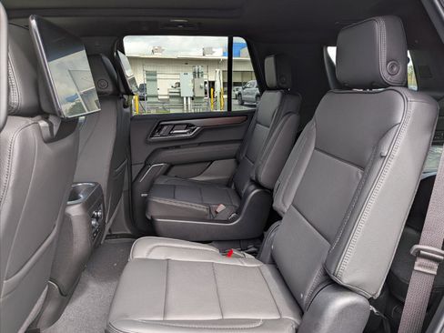 New 2026 GMC Yukon Denali w/ Advanced Technology Package AWD/4WD image 22