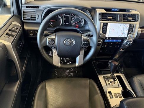Used 2022 Toyota 4Runner Limited image 4