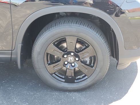 Used 2018 Honda Ridgeline Black Edition image 5