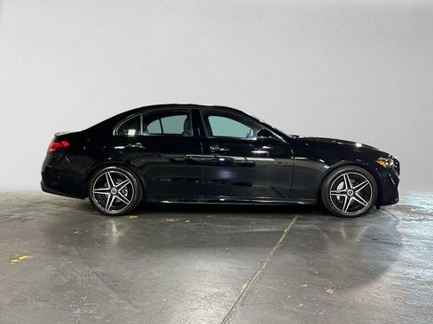 Used 2023 Mercedes-Benz C 300 4MATIC Sedan image 2