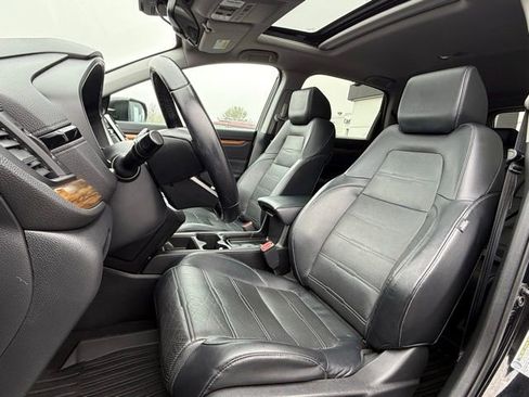 Used 2017 Honda CR-V Touring image 14