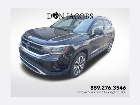 Used 2023 Volkswagen Taos SE w/ Panoramic Sunroof Package AWD/4WD image 1