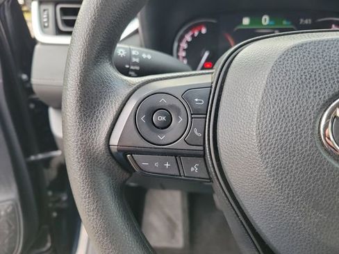 Used 2024 Toyota RAV4 XLE FWD image 17