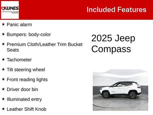 Used 2025 Jeep Compass Trailhawk AWD/4WD image 4