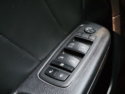 Used 2023 Dodge Charger SRT Hellcat RWD image 15