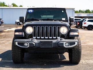 Used 2019 Jeep Wrangler Unlimited Sahara AWD/4WD video 2