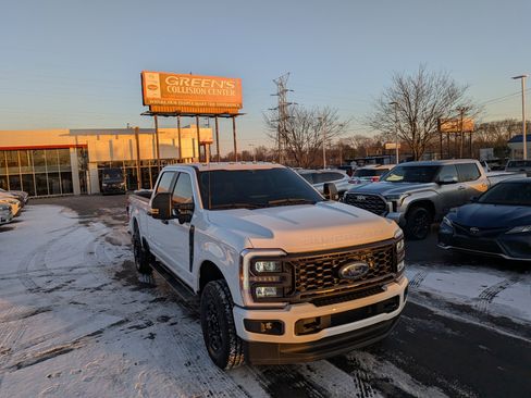 Used 2024 Ford F250 XL w/ STX Appearance Package image 2
