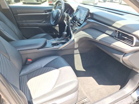 Used 2023 Toyota Camry SE FWD image 27