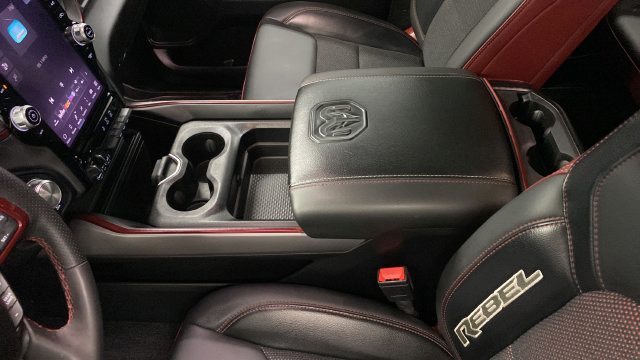 Used 2025 RAM 1500 Rebel AWD/4WD image 18